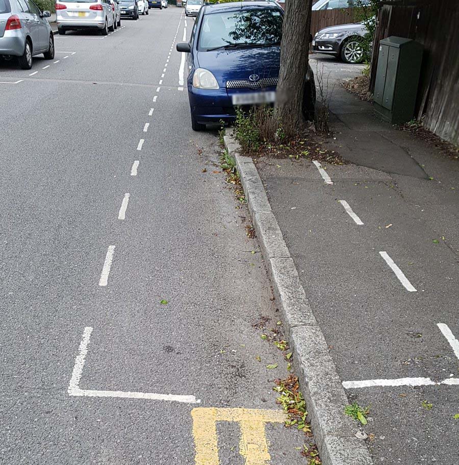 Parking on Pavement Permitted by Watford Borough Council