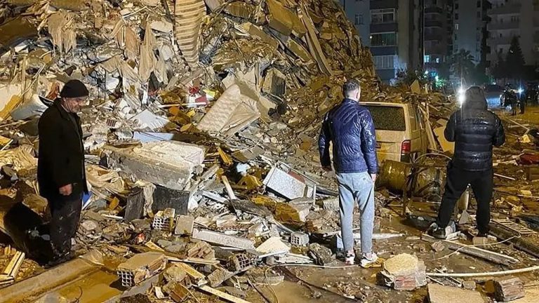 Earthquakes in Turkey-Syria death toll rises to over 5,000 as rescue efforts continue