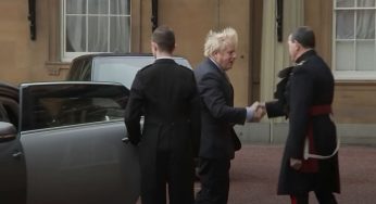 Boris Johnson meets the Queen at Buckingham Palace