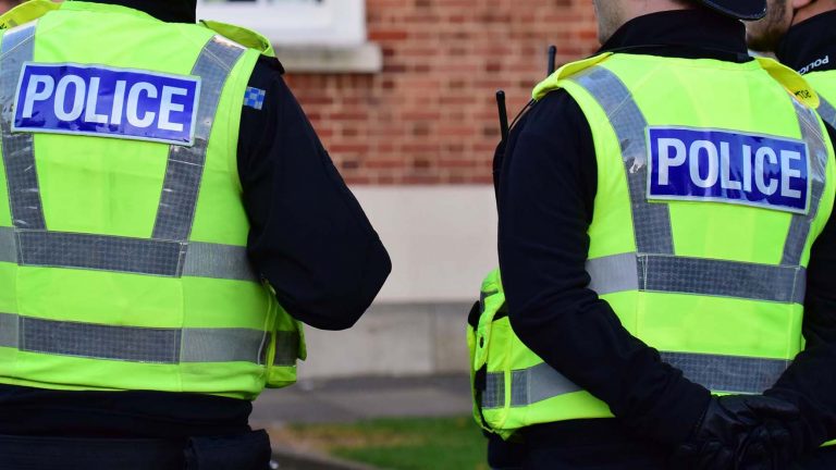 Machete-Wielding incidents in South Oxhey Prompts Police to set an Overnight Section 60 Stop and Search lockdown