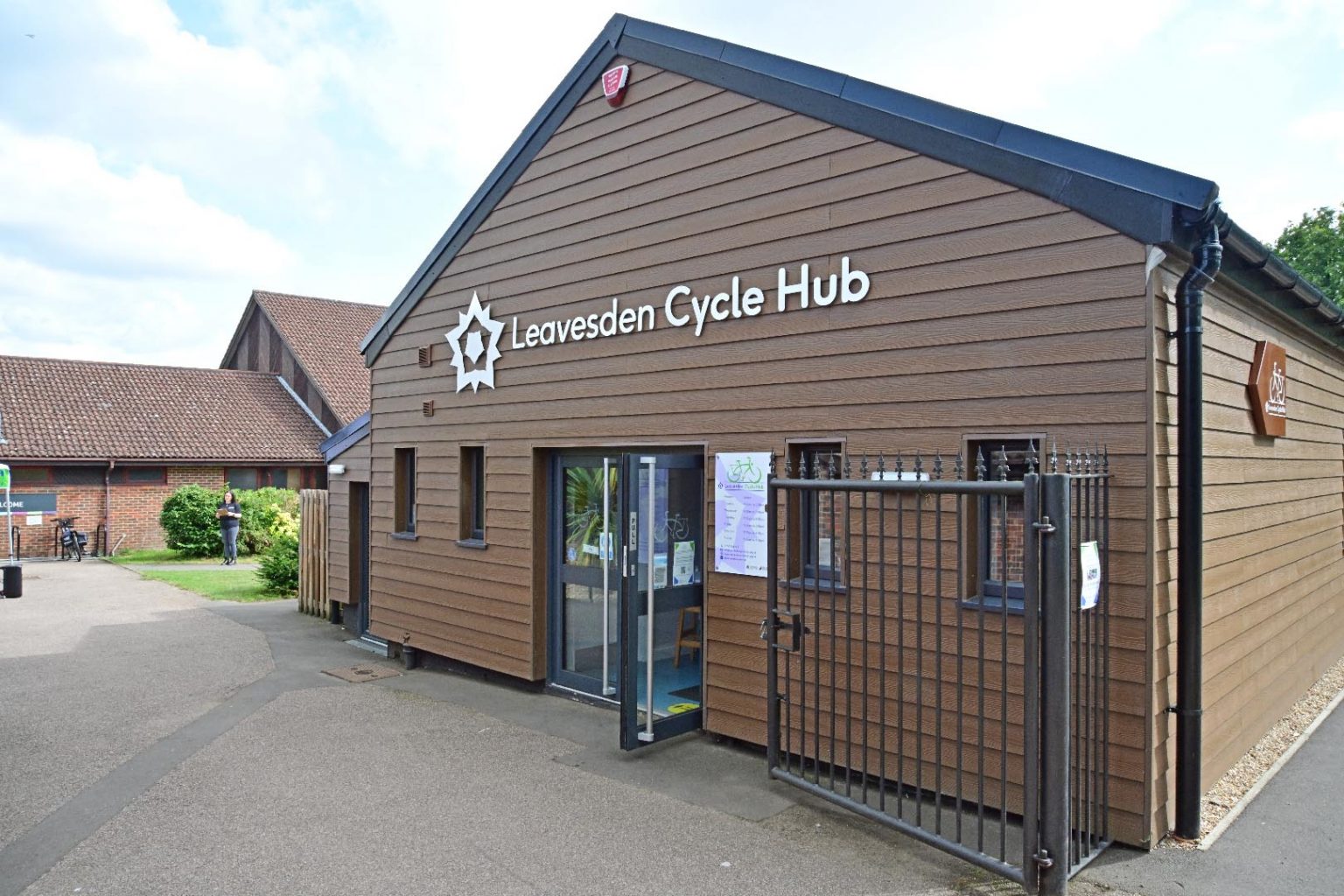 Beryl Bikes Cycle Hubs and Arriva rideshare minibus in Watford Wat