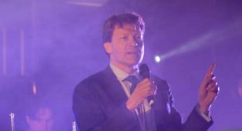 Reform UK leader Richard Tice says scaffolders who assaulted protesters are ‘brave’