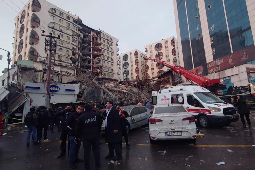 Earthquakes in Turkey-Syria death toll rises to over 5,000 as rescue efforts continue earthquake