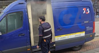 The moment G4S van gets Smoked out in Watford town centre