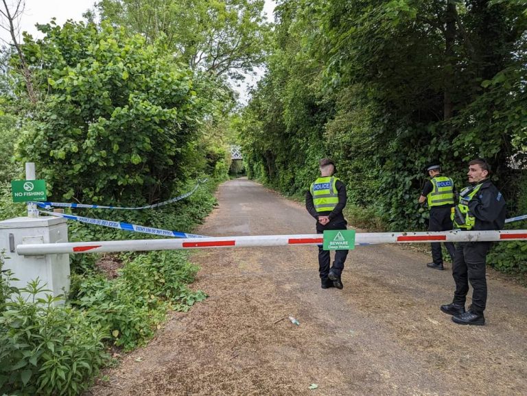 Breaking News: Police cordon off Croxley Park Canal