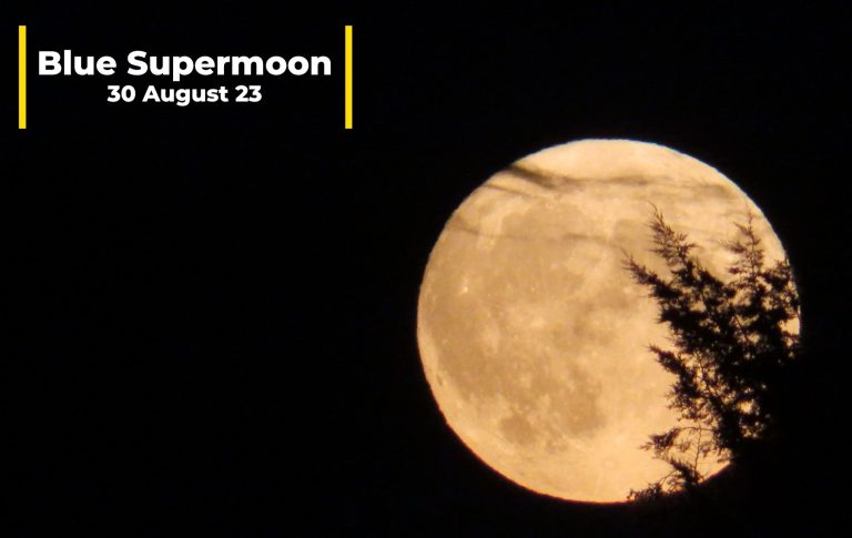 Rare Super Blue Moon Rising over Hertfordshire 30 August