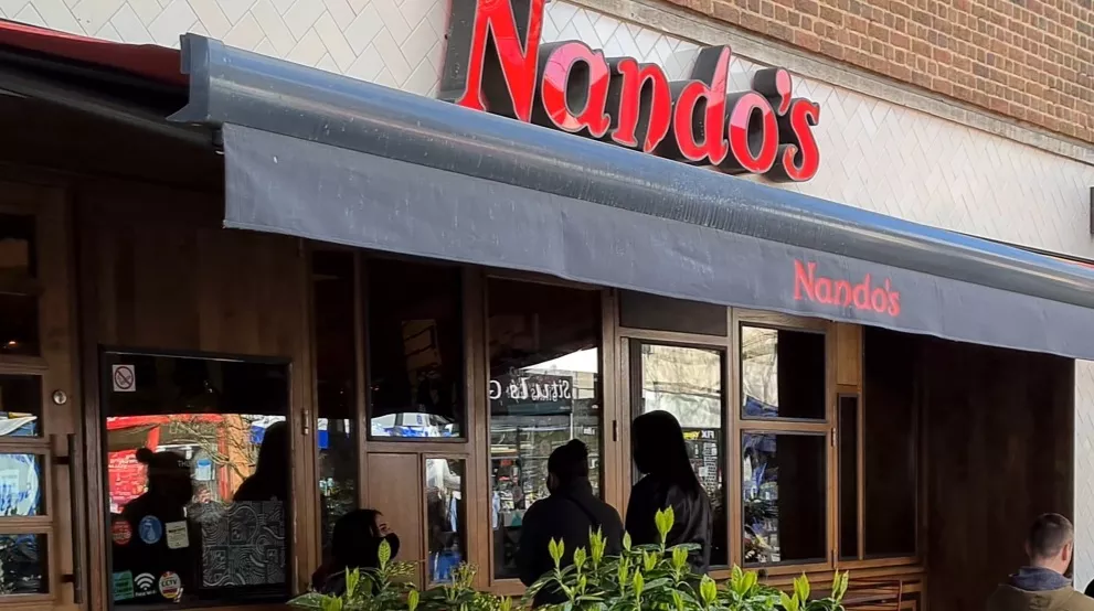 nando's, restaurant, eatery,