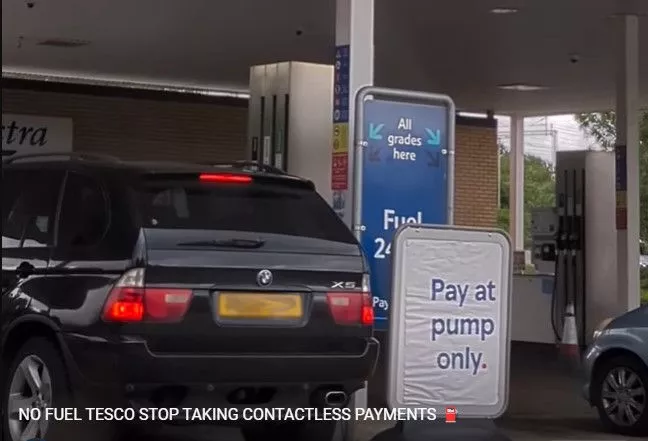 Tesco Petrol Station in Watford Only Accepts Pay at Pump