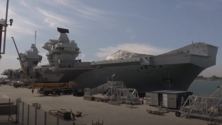 Aircraft carrier to deploy to US to test British jets on flight deck