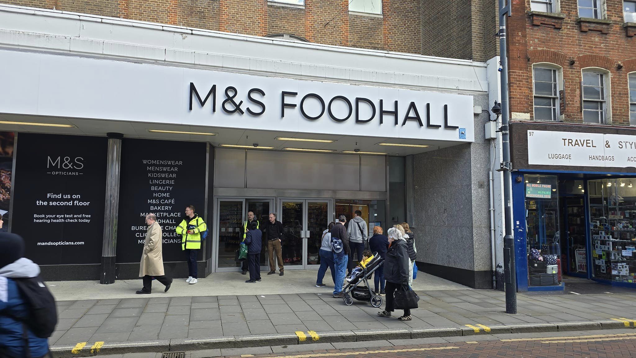 Electrical Fire closes Marks & Spencer and Atria Watford